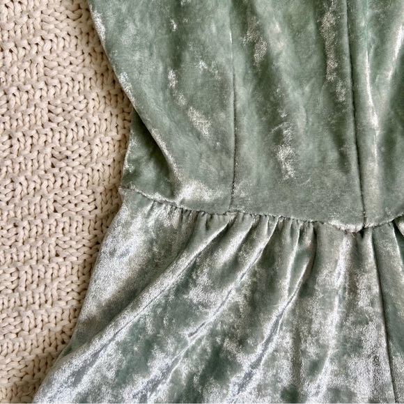 SNAP Mint Velvet Fit and Flare Strappy Romper | S | Woman - Picture 5 of 6